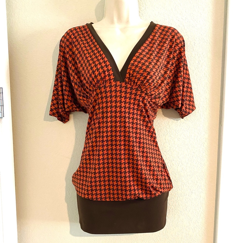 Like new retro style Ventti blouse.